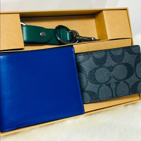 NWT Coach boxed 3 in 1 Blue Wallet gift Set - Picture 2 of 11
